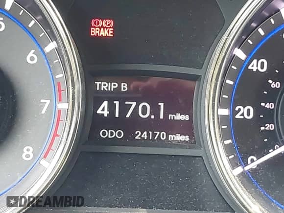 2012 Hyundai Sonata Limited с VIN 5NPEC4AC4CH370646, выставлен на аукционе IAAI как лот 42590282 с пробегом 24 170 миль миль и . История ставок и продаж доступна на DreamBid. Изображение 15.