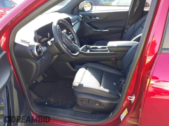 2025 Chevrolet Equinox FWD LT z VIN 3GNAXHEG9SL216043, wystawiony jako IAAI lot #43543033 z przebiegiem 21 028 mil mil oraz . Historia ofert i sprzedaży dostępna na DreamBid. Obrazek 5.