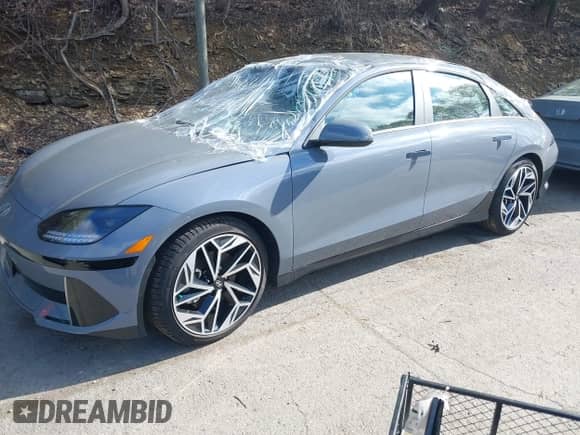 2024 Hyundai Ioniq 6 SEL с VIN KMHM34AC0RA076572, выставлен на аукционе IAAI как лот 42188178 с пробегом 1 828 миль миль и . История ставок и продаж доступна на DreamBid. Изображение 2.