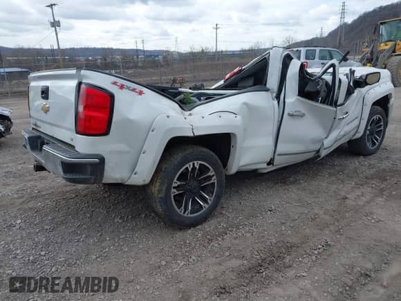 2014 Chevrolet Silverado 1500 LTZ z VIN 1GCVKSEC1EZ209992, wystawiony jako IAAI lot #41848951 z przebiegiem 174 111 mil mil oraz . Historia ofert i sprzedaży dostępna na DreamBid. Obrazek 4.