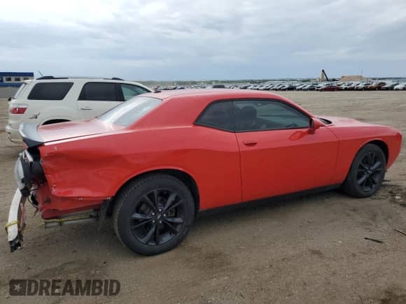 2020 Dodge Challenger SXT z VIN 2C3CDZGG5LH207173, wystawiony jako Copart lot #57545795 z przebiegiem 39 920 mil mil oraz Szkoda całkowita • Salvage title. Historia ofert i sprzedaży dostępna na DreamBid. Obrazek 3.