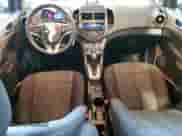 2012 Chevrolet Sonic LT с VIN 1G1JC5SH9C4202854, выставлен на аукционе Copart как лот 81816915 с пробегом 32 738 миль миль и Списание • Salvage title. История ставок и продаж доступна на DreamBid. Изображение 8.