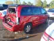 2008 Dodge Grand Caravan SXT z VIN 2D8HN54P88R604309, wystawiony jako IAAI lot #43397188 z przebiegiem 124 788 mil mil oraz . Historia ofert i sprzedaży dostępna na DreamBid. Obrazek 4.