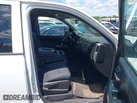 2016 Chevrolet Silverado 1500 LT with VIN 3GCPCRECXGG262417, listed as a IAAI auction lot 42378830 with 119,212 mi miles and . Bid and sale history available at DreamBid. Image 5.