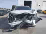 2019 Chevrolet Silverado 1500 RST z VIN 1GCPWDED5KZ100948, wystawiony jako IAAI lot #41879402 z przebiegiem 88 334 mil mil oraz . Historia ofert i sprzedaży dostępna na DreamBid. Obrazek 12.