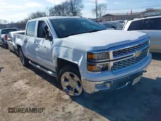 2015 Chevrolet Silverado 1500 LTZ z VIN 3GCUKSEC2FG143790, wystawiony jako IAAI lot #41402254 z przebiegiem 122 827 mil mil oraz . Historia ofert i sprzedaży dostępna na DreamBid. Obrazek 1.