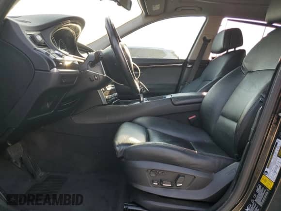 2011 BMW 5 Series 550i Gran Turismo xDrive с VIN WBASP4C50BC341531, выставлен на аукционе Copart как лот 68329355 с пробегом 132 730 миль миль и Списание • Salvage title. История ставок и продаж доступна на DreamBid. Изображение 7.