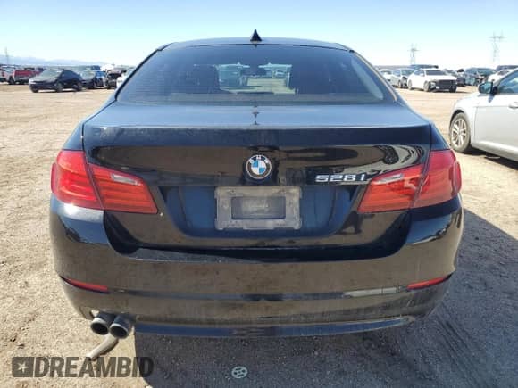 2012 BMW 5 Series 528i xDrive с VIN WBAXH5C50CDW08395, выставлен на аукционе Copart как лот 82608165 с пробегом 185 139 миль миль и Чистый • Clean title. История ставок и продаж доступна на DreamBid. Изображение 6.