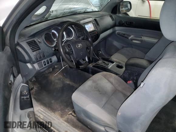2015 Toyota Tacoma with VIN 5TFUU4EN0FX137778, listed as a Copart auction lot 90288135 with 172,233 mi miles and Salvage title. Bid and sale history available at DreamBid. Image 8.