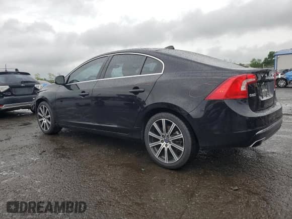 2018 Volvo S60 Inscription Platinum с VIN LYV402HM0JB173655, выставлен на аукционе Copart как лот 56365335 с пробегом 128 868 миль миль и Списание • Salvage title. История ставок и продаж доступна на DreamBid. Изображение 2.