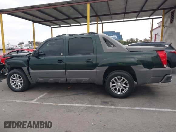 2002 Chevrolet Avalanche с VIN 3GNEC13T62G159412, выставлен на аукционе IAAI как лот 42421882 с пробегом 183 582 миль миль и . История ставок и продаж доступна на DreamBid. Изображение 14.