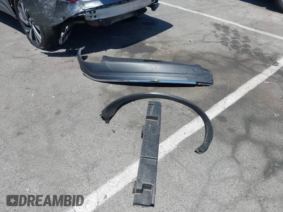 2015 Nissan Murano S с VIN 5N1AZ2MHXFN266008, выставлен на аукционе IAAI как лот 42710335 с пробегом 126 320 миль миль и . История ставок и продаж доступна на DreamBid. Изображение 12.