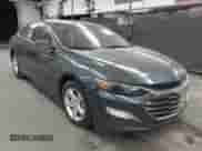 2020 Chevrolet Malibu LS z VIN 1G1ZC5ST2LF126003, wystawiony jako IAAI lot #42867700 z przebiegiem 82 749 mil mil oraz . Historia ofert i sprzedaży dostępna na DreamBid. Obrazek 1.