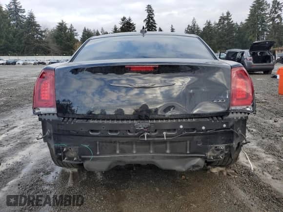 2023 Chrysler 300 Touring L with VIN 2C3CCASG9PH538629, listed as a Copart auction lot 45058345 with 45,902 mi miles and Salvage title. Bid and sale history available at DreamBid. Image 6.