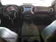 2020 Chevrolet Silverado 1500 LTZ с VIN 3GCUYGET2LG208709, выставлен на аукционе Copart как лот 42151615 с пробегом 189 131 миль миль и Списание • Salvage title. История ставок и продаж доступна на DreamBid. Изображение 8.