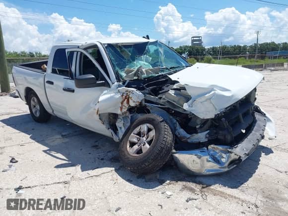 2022 Ram 1500 SLT z VIN 3C6RR7LG3NG375213, wystawiony jako IAAI lot #43032940 z przebiegiem 57 183 mil mil oraz . Historia ofert i sprzedaży dostępna na DreamBid. Obrazek 1.