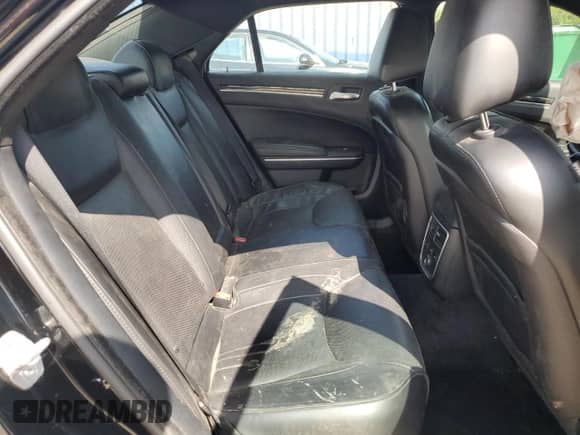 2012 Chrysler 300 C с VIN 2C3CCAKT3CH220237, выставлен на аукционе Copart как лот 66127445 с пробегом 110 926 миль миль и Списание • Salvage title. История ставок и продаж доступна на DreamBid. Изображение 10.