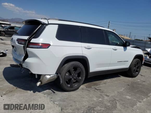 2023 Jeep Grand Cherokee Laredo z VIN 1C4RJJAG5P8714420, wystawiony jako Copart lot #70861845 z przebiegiem 31 226 mil mil oraz Szkoda całkowita • Salvage title. Historia ofert i sprzedaży dostępna na DreamBid. Obrazek 3.