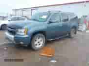 2009 Chevrolet Suburban 2LT с VIN 1GNFK26379R209463, выставлен на аукционе IAAI как лот 42505241 с пробегом 304 821 миль миль и . История ставок и продаж доступна на DreamBid. Изображение 17.
