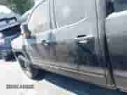 2015 Chevrolet Silverado 1500 LT z VIN 1GCVKREH0FZ195024, wystawiony jako IAAI lot #42761282 z przebiegiem Nie podano mil oraz . Historia ofert i sprzedaży dostępna na DreamBid. Obrazek 14.