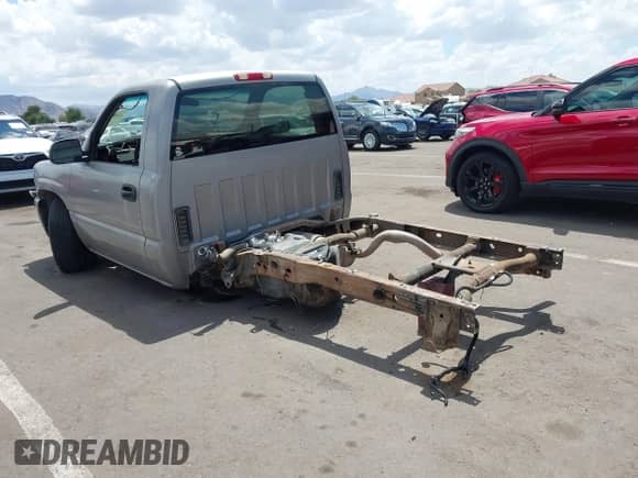 2000 GMC Sierra 1500 SL с VIN 1GTEC14W0YZ299238, выставлен на аукционе IAAI как лот 42806106 с пробегом Не указан миль и . История ставок и продаж доступна на DreamBid. Изображение 16.