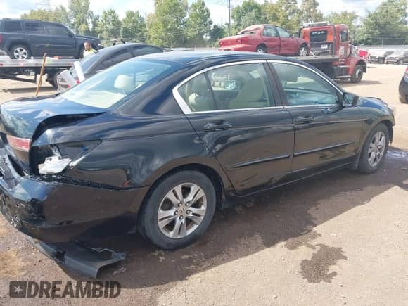 2012 Honda Accord LX Premium z VIN 1HGCP2F46CA023815, wystawiony jako IAAI lot #43084812 z przebiegiem 265 148 mil mil oraz . Historia ofert i sprzedaży dostępna na DreamBid. Obrazek 4.