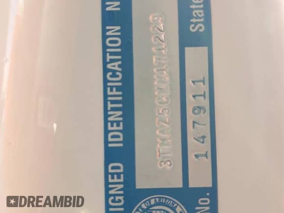 2022 Toyota Tacoma SR5 z VIN 3TMAZ5CN3NM171229, wystawiony jako Copart lot #87084795 z przebiegiem Nie podano mil oraz Czysty tytuł • Clean title. Historia ofert i sprzedaży dostępna na DreamBid. Obrazek 12.