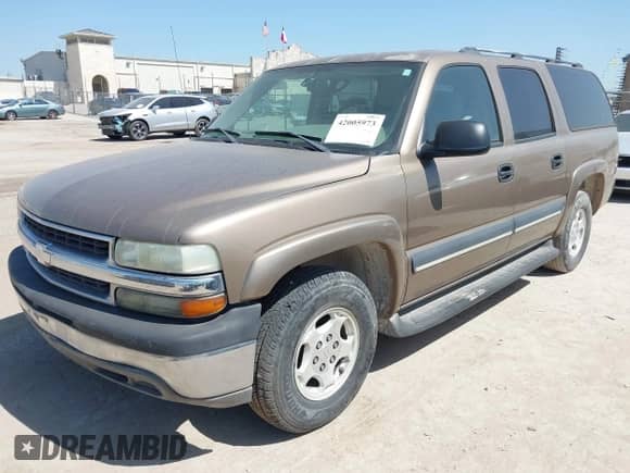 2004 Chevrolet Suburban LT with VIN 1GNEC16Z64J117498, listed as a IAAI auction lot 42005973 with 246,938 mi miles and . Bid and sale history available at DreamBid. Image 2.