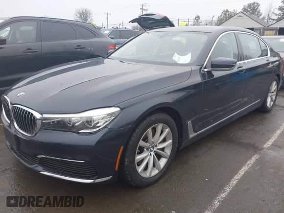 2019 BMW 7 Series 740i xDrive with VIN WBA7E4C52KGV70359, listed as a IAAI auction lot 41421504 with 55,734 mi miles and . Bid and sale history available at DreamBid. Image 2.