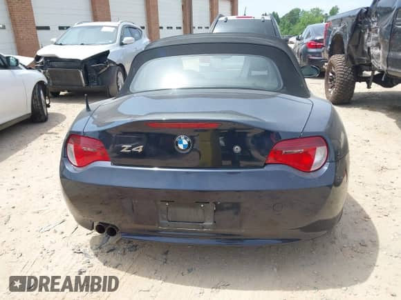 2008 BMW Z4 3.0i with VIN 4USBU33598LW75887, listed as a IAAI auction lot 42168048 with 78,172 mi miles and . Bid and sale history available at DreamBid. Image 16.