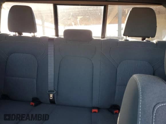 2024 Ram 1500 Tradesman z VIN 1C6SRFCT9RN226228, wystawiony jako Copart lot #42578855 z przebiegiem 8 229 mil mil oraz Szkoda całkowita • Salvage title. Historia ofert i sprzedaży dostępna na DreamBid. Obrazek 10.