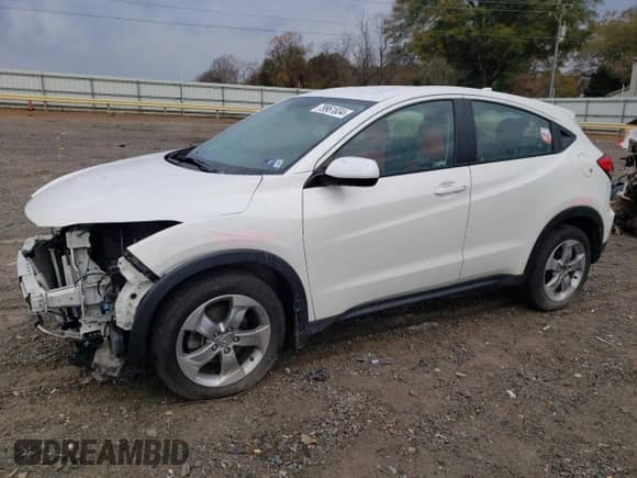 2021 Honda HR-V LX z VIN 3CZRU6H39MM711321, wystawiony jako Copart lot #79961834 z przebiegiem 61 030 mil mil oraz Szkoda całkowita • Salvage title. Historia ofert i sprzedaży dostępna na DreamBid. Obrazek 1.