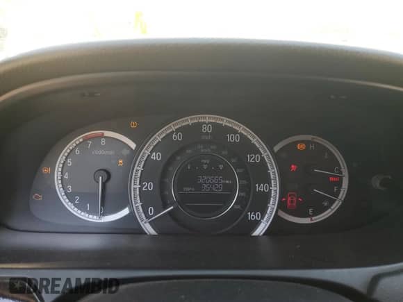 2017 Honda Accord EX-L с VIN 1HGCR2F84HA142368, выставлен на аукционе Copart как лот 80061565 с пробегом 320 665 миль миль и Списание • Salvage title. История ставок и продаж доступна на DreamBid. Изображение 9.