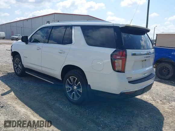 2021 Chevrolet Tahoe LT z VIN 1GNSKNKD8MR376759, wystawiony jako IAAI lot #42686035 z przebiegiem 41 568 mil mil oraz . Historia ofert i sprzedaży dostępna na DreamBid. Obrazek 3.