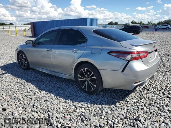 2019 Toyota Camry SE z VIN 4T1B11HK1KU683898, wystawiony jako Copart lot #81812505 z przebiegiem 160 835 mil mil oraz Nie do naprawy • Non repairable. Historia ofert i sprzedaży dostępna na DreamBid. Obrazek 2.