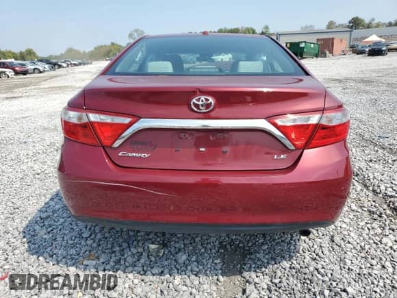2017 Toyota Camry LE z VIN 4T1BF1FK8HU721849, wystawiony jako Copart lot #81603405 z przebiegiem 133 731 mil mil oraz Szkoda całkowita • Salvage title. Historia ofert i sprzedaży dostępna na DreamBid. Obrazek 6.