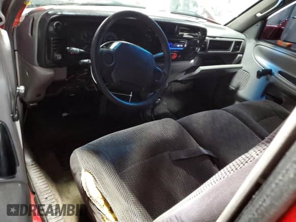 1996 Dodge 1500 с VIN 1B7HF16Z6TS698538, выставлен на аукционе Copart как лот 51475575 с пробегом 218 292 миль миль и Списание • Salvage title. История ставок и продаж доступна на DreamBid. Изображение 8.