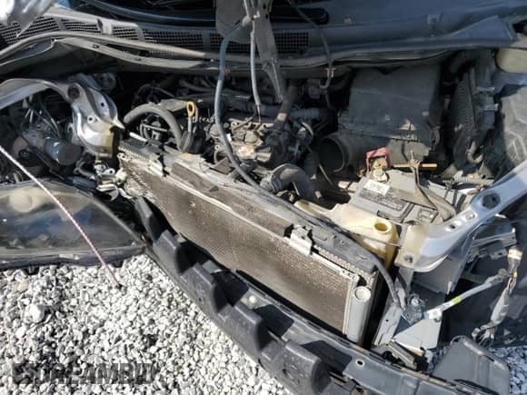 2017 Toyota Sienna SE with VIN 5TDXZ3DC5HS774036, listed as a Copart auction lot 71817995 with 171,281 mi miles and Non repairable. Bid and sale history available at DreamBid. Image 12.
