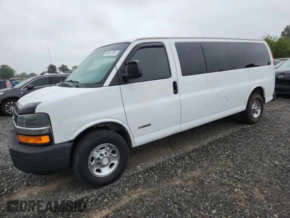 2006 Chevrolet Express Passenger с VIN 1GAHG39U461242646, выставлен на аукционе Copart как лот 63247735 с пробегом 135 481 миль миль и Чистый • Clean title. История ставок и продаж доступна на DreamBid. Изображение 1.