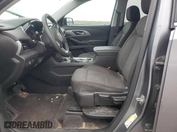 2020 Chevrolet Traverse LS z VIN 1GNERFKW7LJ311558, wystawiony jako Copart lot #80655945 z przebiegiem 77 953 mil mil oraz Szkoda całkowita • Salvage title. Historia ofert i sprzedaży dostępna na DreamBid. Obrazek 7.