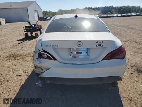 2016 Mercedes-Benz CLA 250 с VIN WDDSJ4EB4GN379918, выставлен на аукционе Copart как лот 85487665 с пробегом 193 959 миль миль и Списание • Salvage title. История ставок и продаж доступна на DreamBid. Изображение 6.