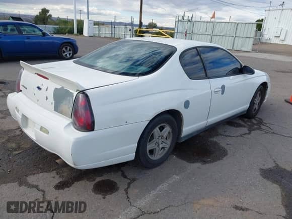 2005 Chevrolet Monte Carlo LS z VIN 2G1WW12E559114332, wystawiony jako IAAI lot #43523711 z przebiegiem 285 095 mil mil oraz . Historia ofert i sprzedaży dostępna na DreamBid. Obrazek 4.