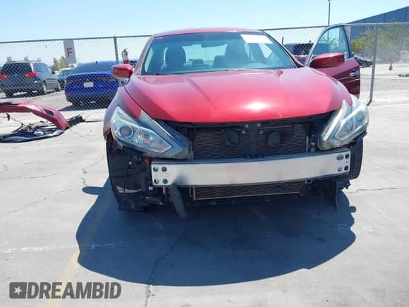 2016 Nissan Altima SR z VIN 1N4AL3AP3GC222734, wystawiony jako IAAI lot #43051008 z przebiegiem 66 040 mil mil oraz . Historia ofert i sprzedaży dostępna na DreamBid. Obrazek 6.