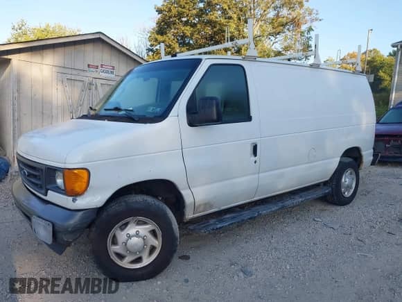 2007 Ford Econoline Cargo Commercial with VIN 1FTNE24W67DA41155, listed as a IAAI auction lot 43184770 with 223,133 mi miles and . Bid and sale history available at DreamBid. Image 17.