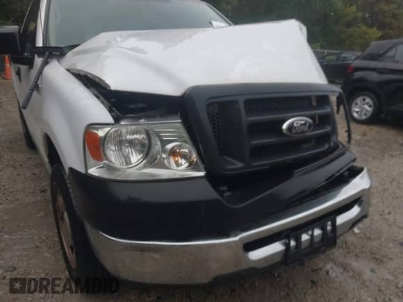 2008 Ford F-150 XL with VIN 1FTRF12238KE85258, listed as a IAAI auction lot 43382195 with 44,126 mi miles and . Bid and sale history available at DreamBid. Image 17.