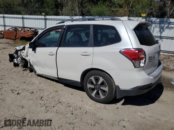 2018 Subaru Forester Premium z VIN JF2SJAEC7JH417599, wystawiony jako Copart lot #85273565 z przebiegiem 89 166 mil mil oraz Szkoda całkowita • Salvage title. Historia ofert i sprzedaży dostępna na DreamBid. Obrazek 2.
