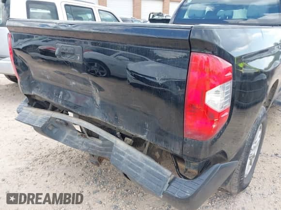 2016 Toyota Tundra SR with VIN 5TFCY5F13GX019937, listed as a IAAI auction lot 42662405 with 80,388 mi miles and . Bid and sale history available at DreamBid. Image 6.