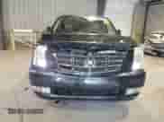 2013 Cadillac Escalade ESV Luxury с VIN 1GYS4HEF0DR151912, выставлен на аукционе Copart как лот 69726985 с пробегом 145 679 миль миль и Списание • Salvage title. История ставок и продаж доступна на DreamBid. Изображение 5.