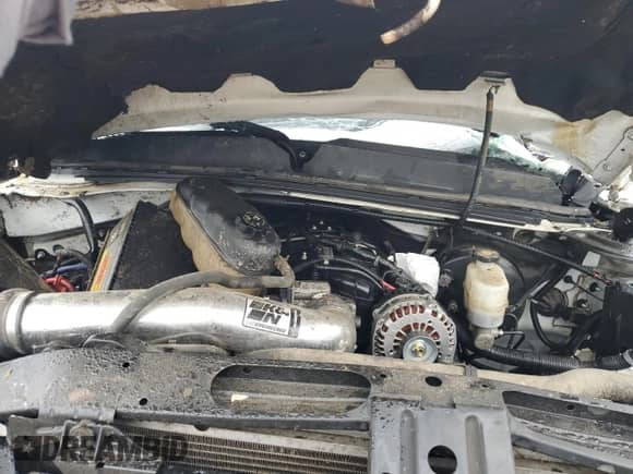 2010 GMC Sierra 1500 Denali z VIN 3GTRKXE29AG122910, wystawiony jako Copart lot #72068604 z przebiegiem 112 571 mil mil oraz Szkoda całkowita • Salvage title. Historia ofert i sprzedaży dostępna na DreamBid. Obrazek 12.