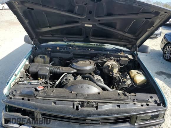 1994 Chevrolet Suburban with VIN 1GBEC16K1RJ321083, listed as a Copart auction lot 78255344 with 250,014 mi miles and Salvage title. Bid and sale history available at DreamBid. Image 12.